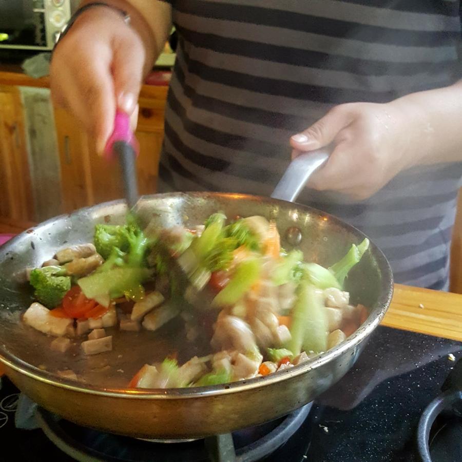 Pickbaan Hostel Lamphun Ngoại thất bức ảnh
